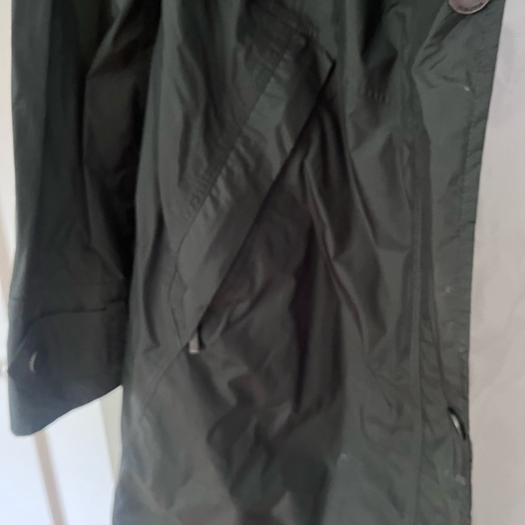 Marmot Shell Jacket - Picture 2 of 4